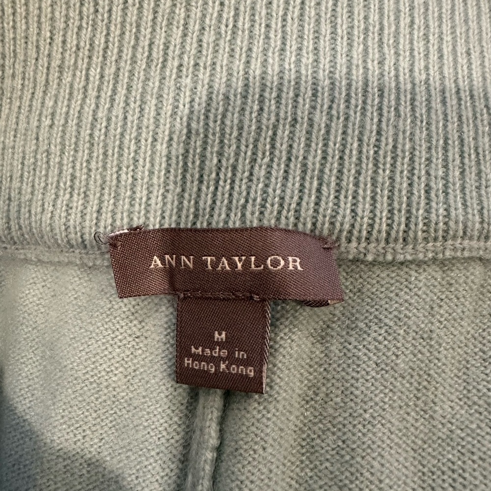 Ann Taylor Light  Blue 100% Cashmere Lounge Pants - Picture 4 of 7